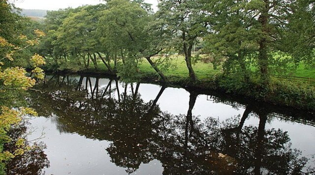 River Derwent from Froggatt bridge The river is wide and slow at this point.