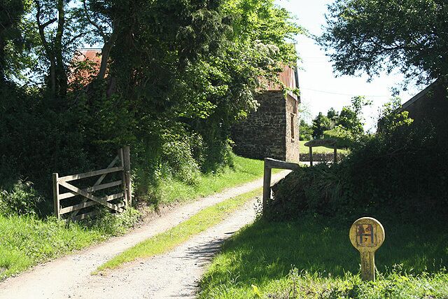 South Molton: entrance to North Hill Looking east