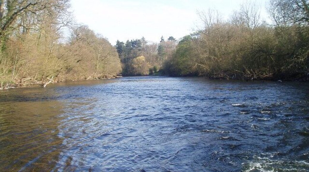 River Dee The view downstream from the weir