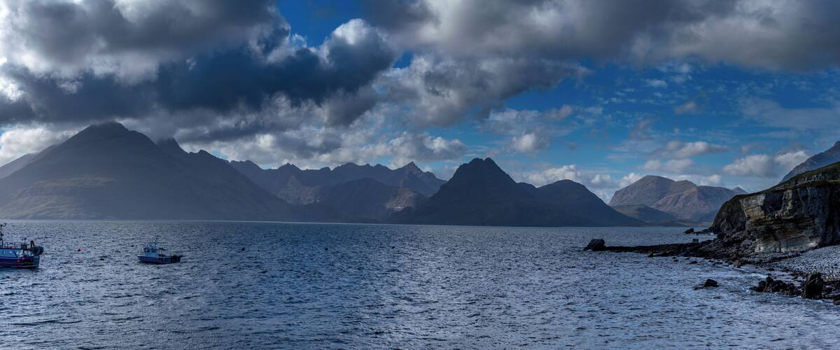 Looking towards sgurr Alasdair from Elgol, it's a really steep road down to the car park but the view across the water is worth the strain on the gearbox and clutch