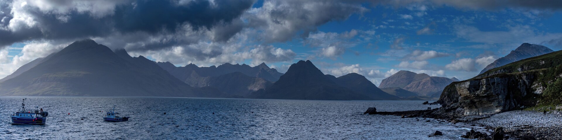 Looking towards sgurr Alasdair from Elgol, it's a really steep road down to the car park but the view across the water is worth the strain on the gearbox and clutch