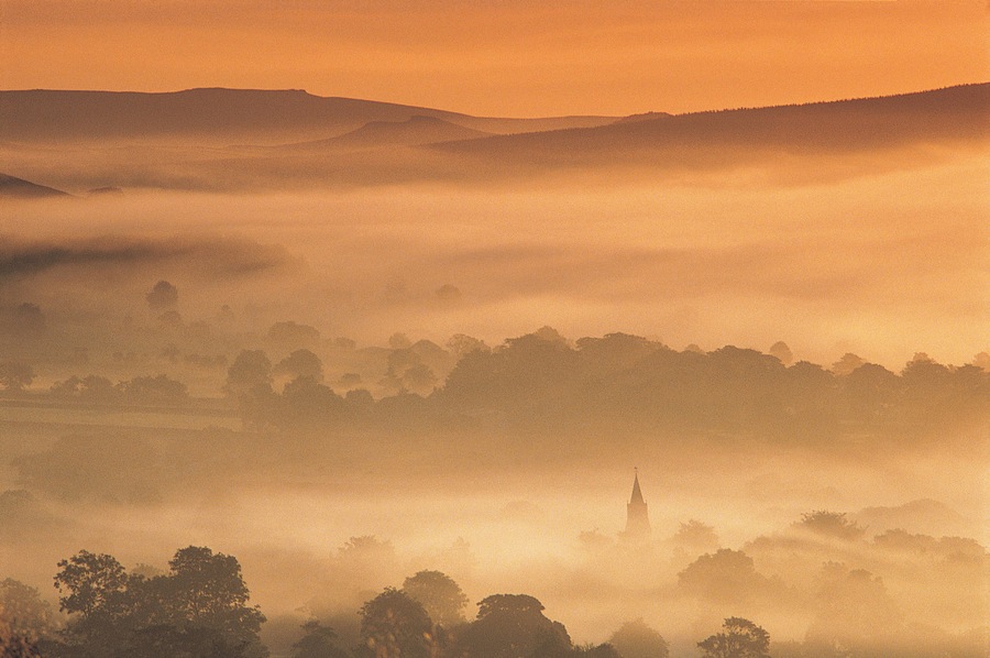Edale Valley, Derbyshire, England, UK