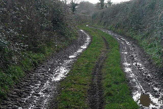 Green lane to Kersbrook This would have been the original lane from East Budleigh, the main settlement, through Kersbrook to Salterne (now Budleigh Salterton) the fishing and salting port.