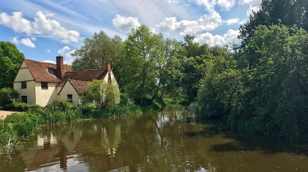 The only thing missing was the haywain!