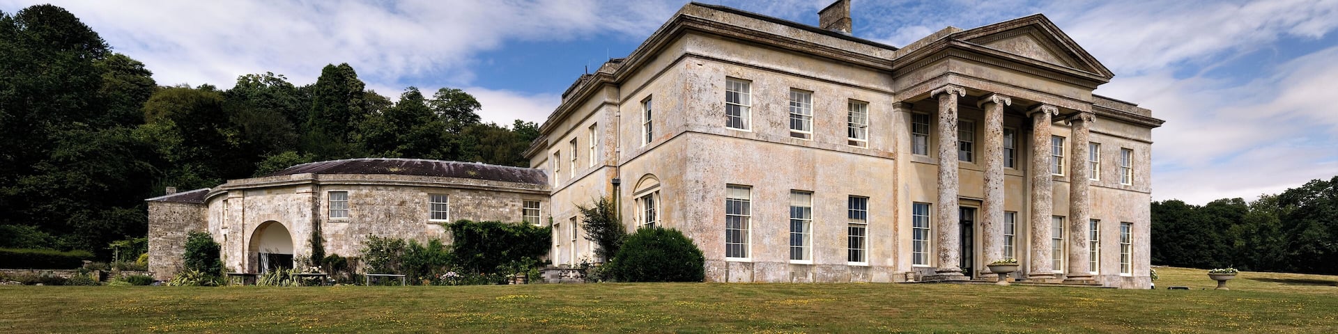 View of Philipps House from the southwest on a sunny summer day. This image is a panorama which was stitched from 5 images. Projection is flat. Horizontal field of view is approx. 80°. Vertical field of view is approx. 45°.
