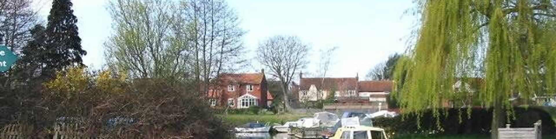 Private dyke off Dilham Dyke