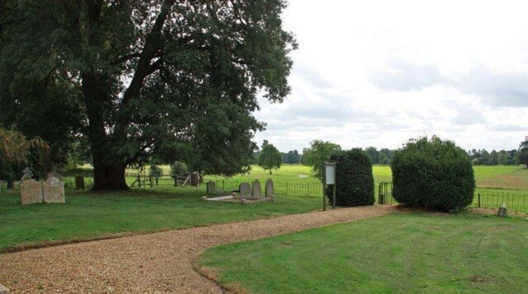 St Michael, Ryston, Norfolk - Churchyard