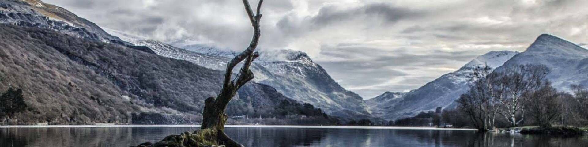 Taken at the North end of Llyn Padarn, Llanberis near Brynrefail. Mount Snowdon is to the right In the photograph. Minus 7 degrees C. #WinterWonders