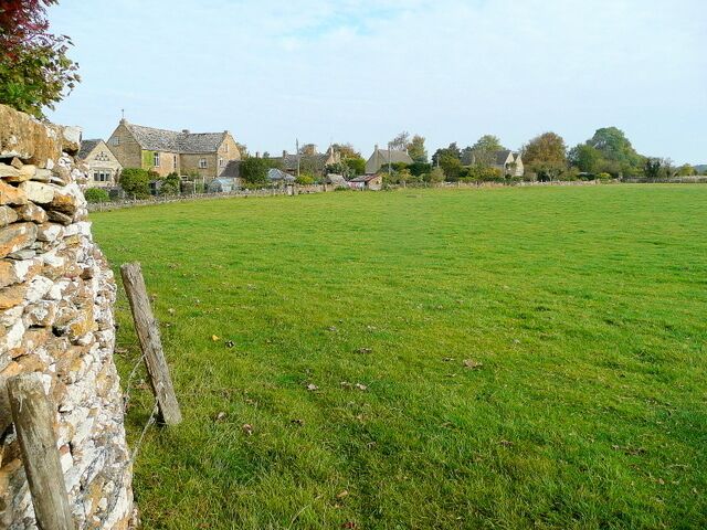 View north-east from St. James' churchyard A pastoral scene to the rear of the churchyard at Cutsdean.