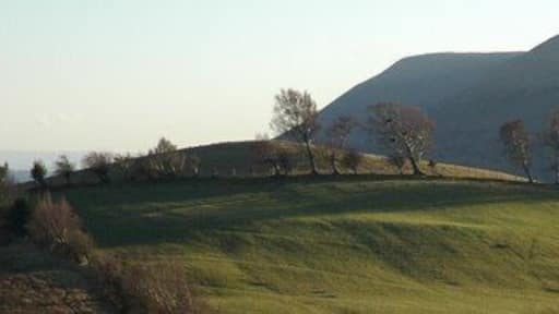 Little Black Hill Little Black Hill is situated between the Olchon and Monnow Valleys and is rising ground to the south of its much higher sibling, the Black Hill. To the right is the dominating bulk of the Black Mountains.