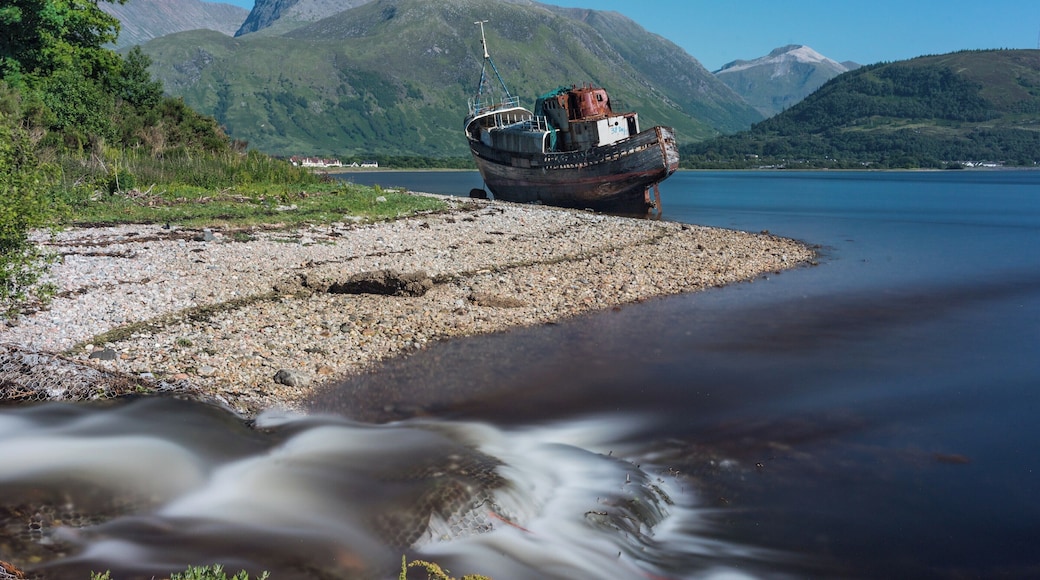 Run aground on this beach is a fishing boat. Abandoned and allowed to rot away. The fact that the image can have the UK's tallest mountain in the background makes it special. I'd prefer snow on the top so will return later in the year.