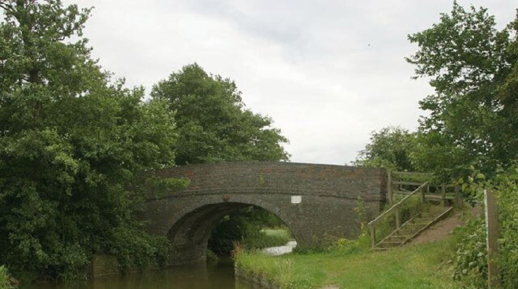 Congerstone Bridge. Over the Ashby Canal
