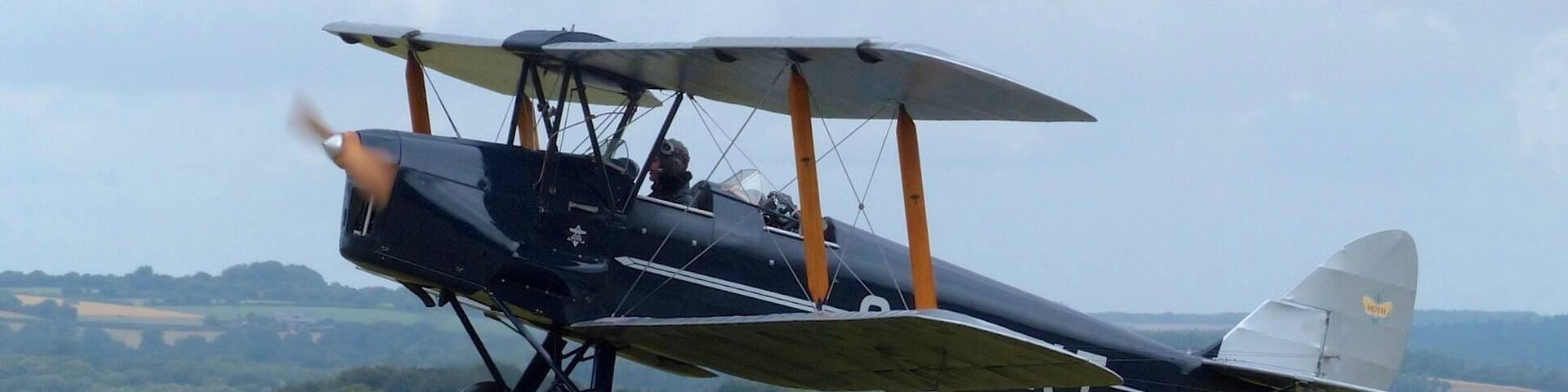 It was "Lady Pilots Day" at Compton Abbas airfield so I popped in to see what was flying. The weather was a bit mixed but there were a few nice aircraft to be seen.
This was taken with the Panasonic FZ200 bridge camera which I thought I would try out on aircraft. The main problem is the max aperture only goes to F8 so its tricky getting the speed low enough to blur props without over exposing.