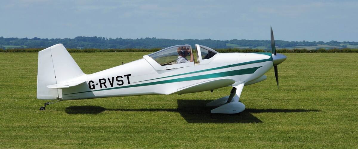 The busiest day ever in the history of this charming airfield. A hot sunny day was the icing on the cake!