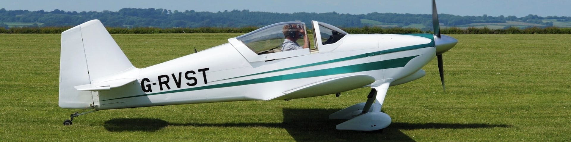 The busiest day ever in the history of this charming airfield. A hot sunny day was the icing on the cake!