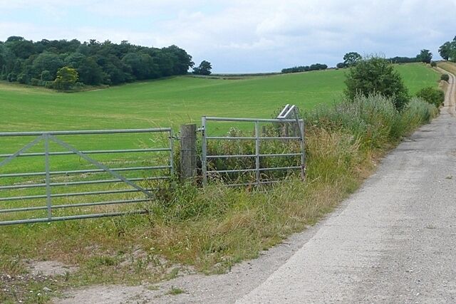 Track off Cheseridge Road A private track accessing arable farmland and downland.