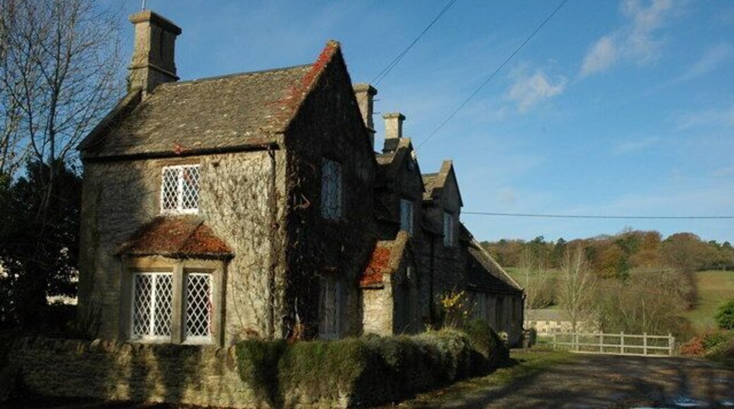 Cottage in Colesbourne Cottage beside the Colesbourne Inn.