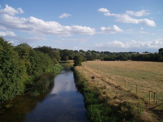 Turvey Bridge. Looking south down the river from atop the bridge