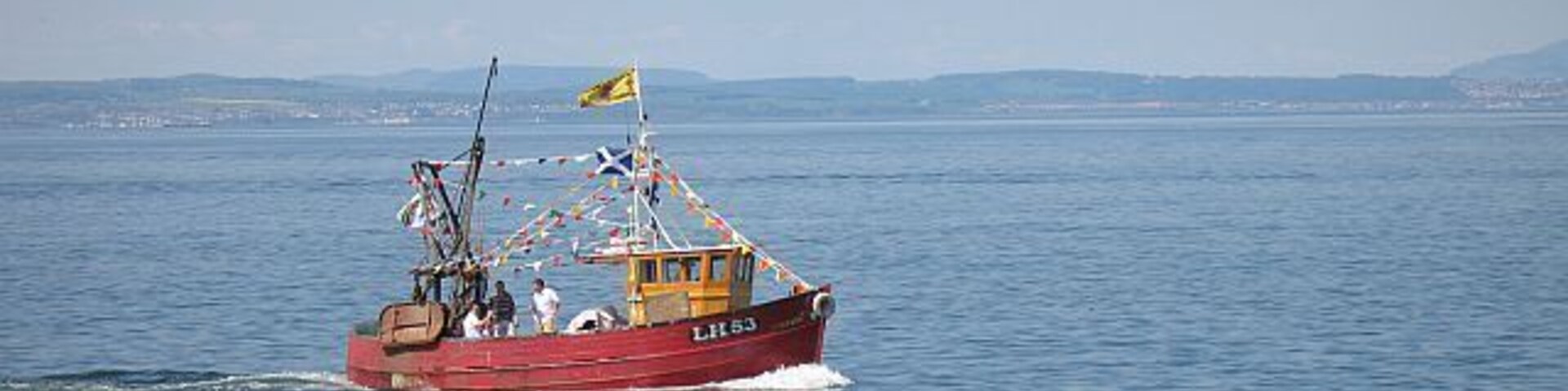 LH53 Tern Port Seton prawn boat. Dressed up for Gala Day.