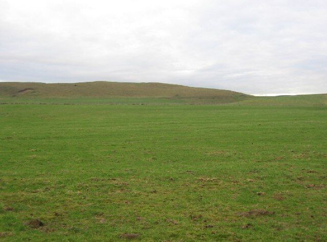Lang Hill. Glacial deposit terrain. There was a similar hill to the background one here, but it has been quarried away and landscaped as a flat field.