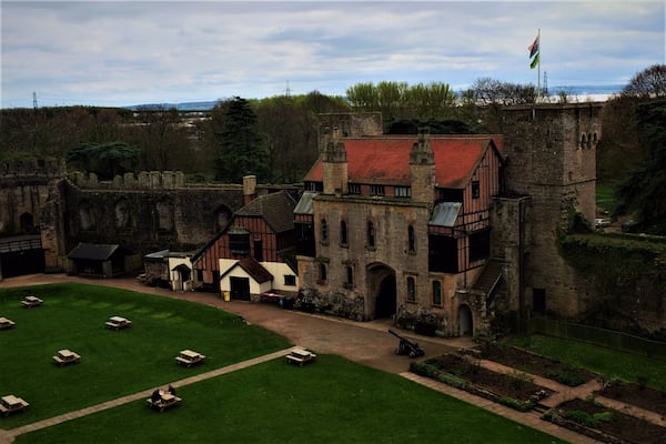 Nice and quiet place to walk and relax in South Wales. #green