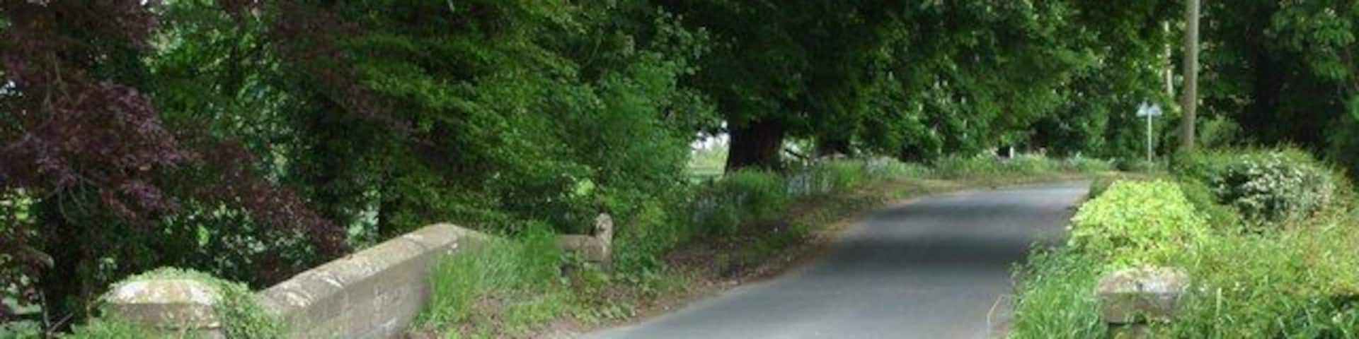 Manor Lane over Thornthorpe Bridge A historical anomaly arises here; Thornthorpe as a place does not exist, yet here we have a bridge, a beck and a farm named after it. Is it a Deserted Medieval Village that is yet to be found?