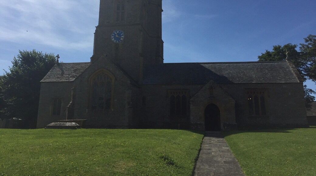 Gorgeous village with a quaint little church.
Well worth a look.