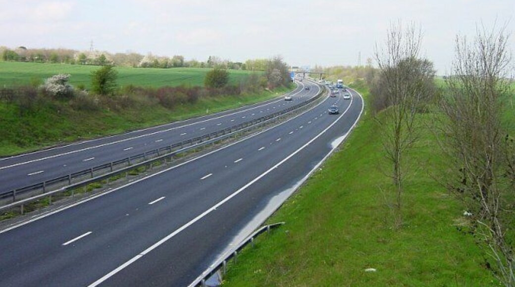 M2 between Wrens Road and Stiff Street. Looking west.