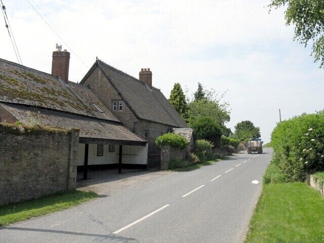 Main Road, Sutton St Michael