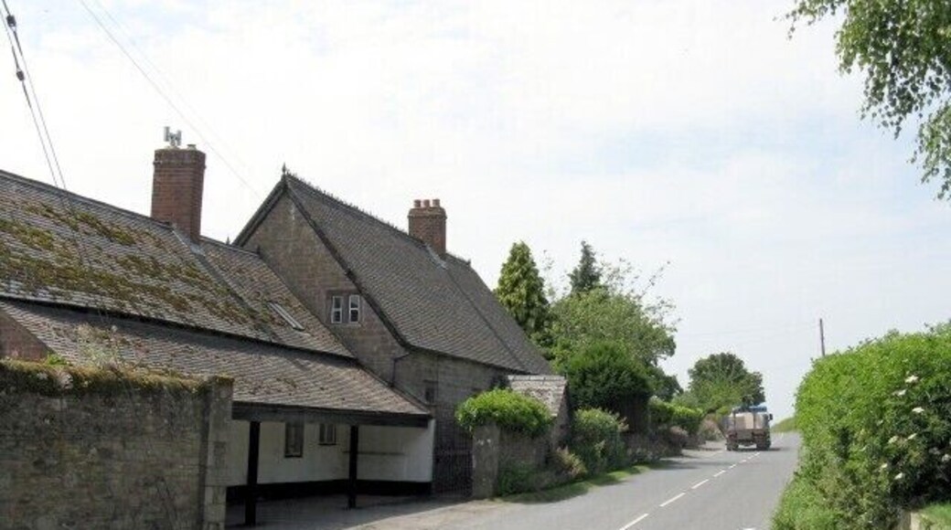 Main Road, Sutton St Michael