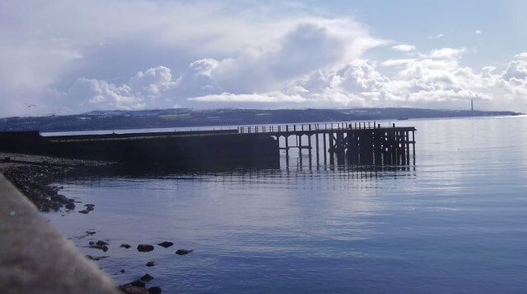 Strone Pier Disused pier in the Holy Loch
