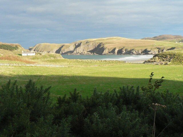 Bettyhill: Farr Bay An attractive small bay just east of Bettyhill.