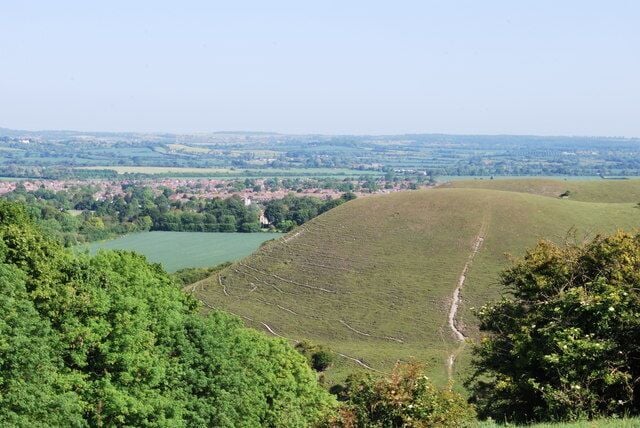Barton Hills, near to Barton-le-Clay, Bedfordshire, Great Britain. View of Barton Hills and Leet Wood