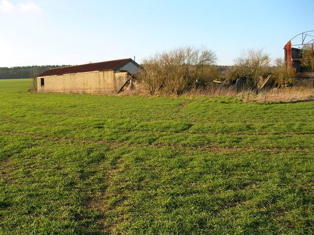 Heath Farm The name Heath Farm appears on an older map. There is another Heath Farm on TL 5755 and TL 5253.