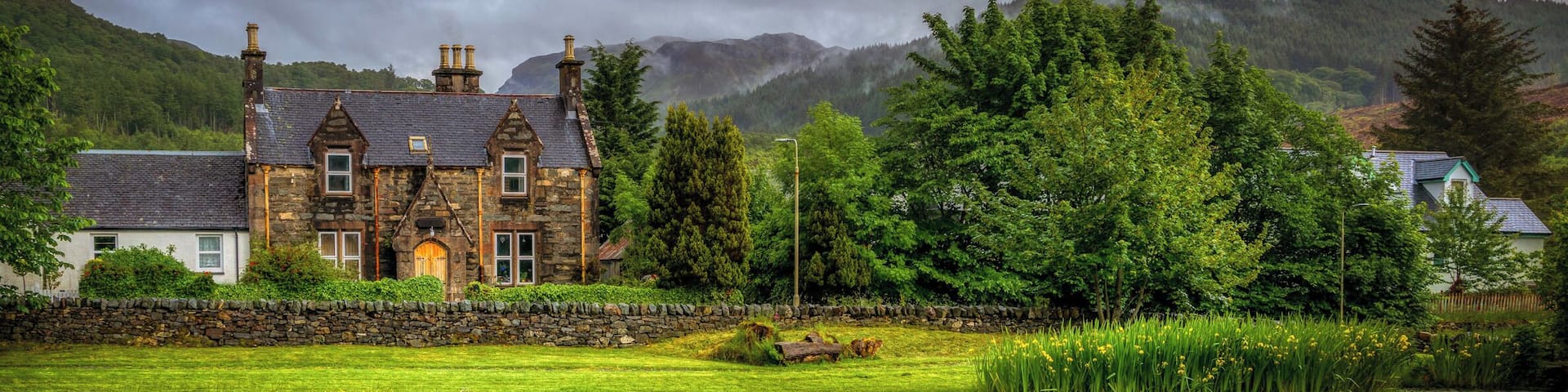 Here is a photo from a beautiful early evening at the Balmacara in Scottish Highlands. I love the lovely spirit of this place with the dramatic mountains at the back.