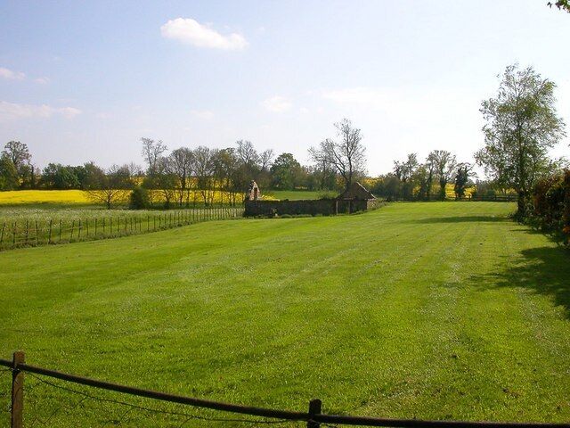Ashby Saint Ledgers Ruined building near the footpath which heads east from the village.