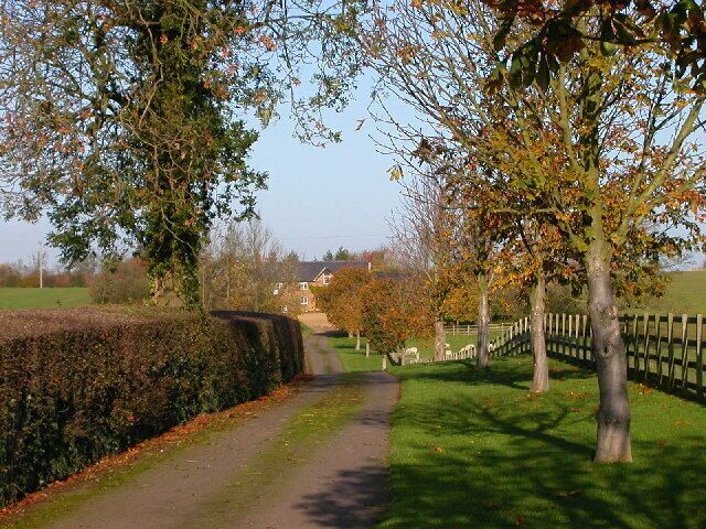 Welton. Lane leading down to Hobberill Farm