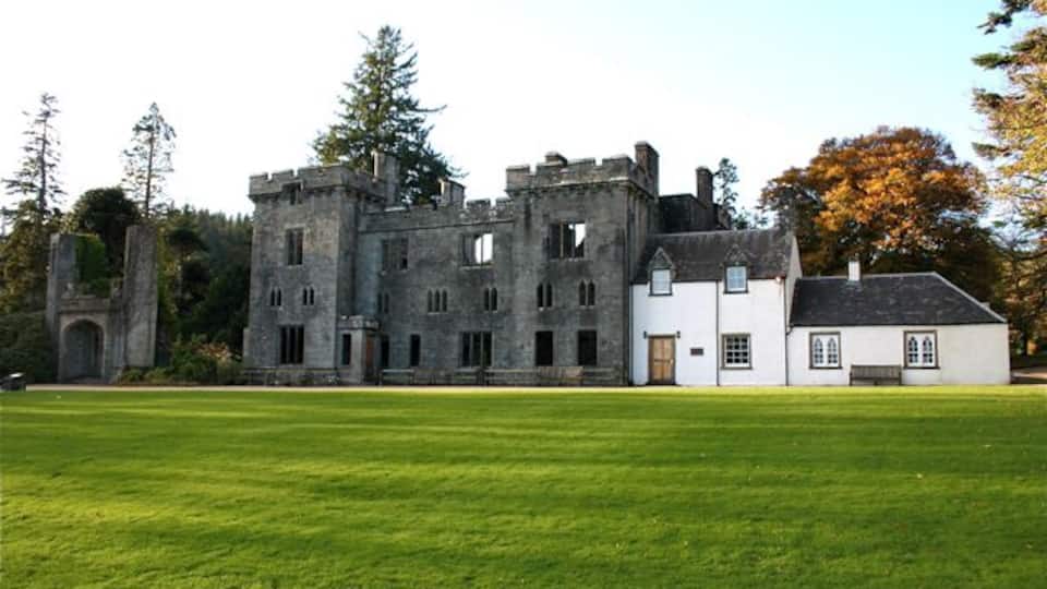 Armadale: Armadale Castle The ruins of Armadale Castle. The renovated, white section to the right is part of the Clan Donald Centre.
