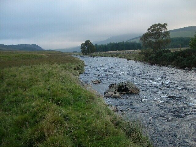 Early evening in Glen Isla. Looking downstream from the east bank.