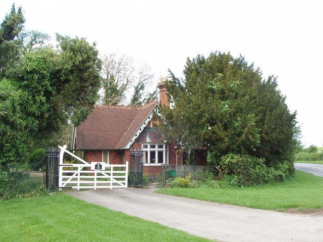 Keeper's Lodge, Addington On the main road from Winslow to Buckingham, at one end of a driveway to Addington