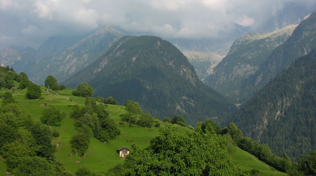 Switzerland, Graubünden, Soglio in Val Bregaglia
