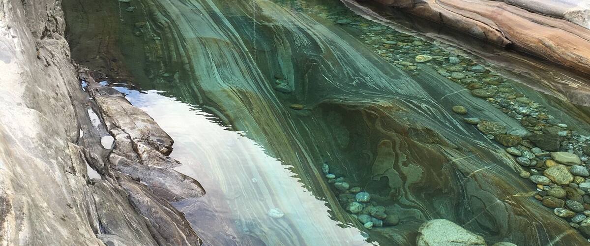 Ticino feels like a little italy in switzerland. The way is worth to enjoy at this place.