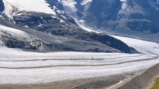 Switzerland, Graubünden, view from Diavolezza down to Pers and Morteratsch glaciers