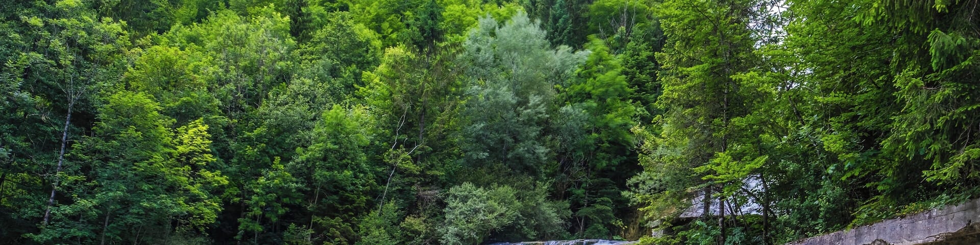 Gorgeous waterfall between Vallorbe and Orbe. Small "beach" allows for swimming !