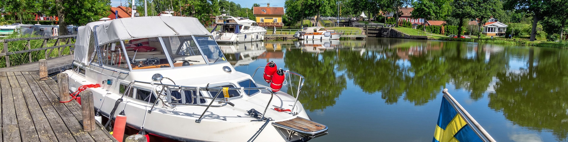 Swedish yachts in the lake harbor