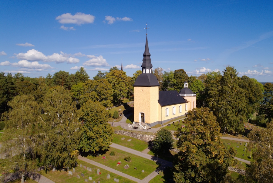 Björnlunda kyrka