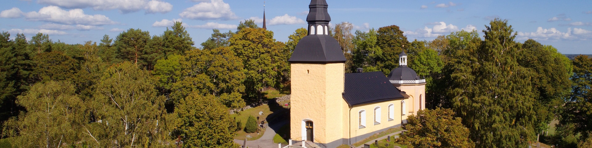 Björnlunda kyrka
