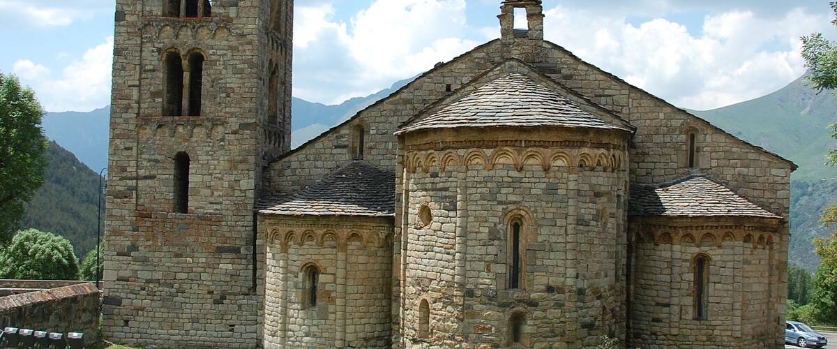 the church of sant climent de taull, val de boi