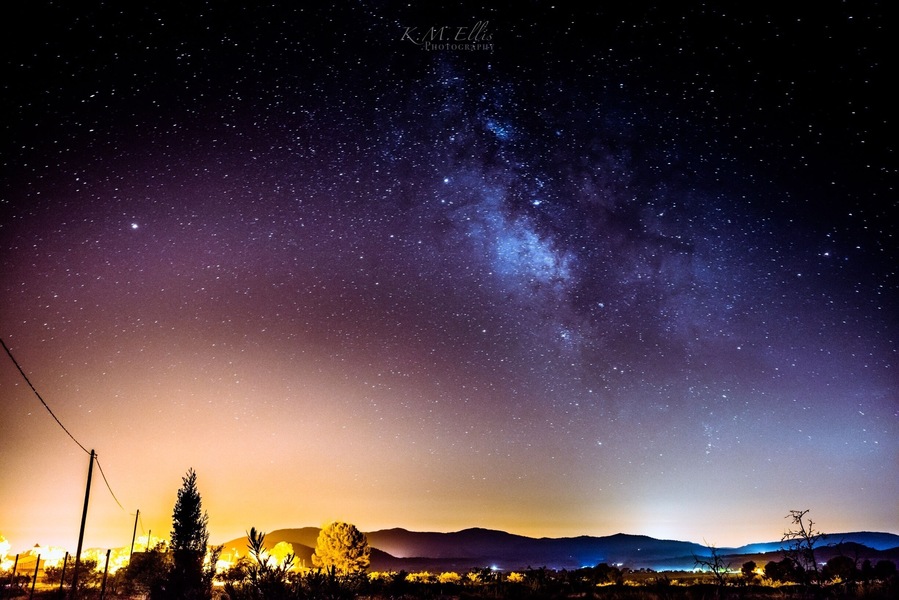 Milky Way shot from out side the Grapevine Manor holiday rental an excellent base for a photography trip. Just hire a car and explore!