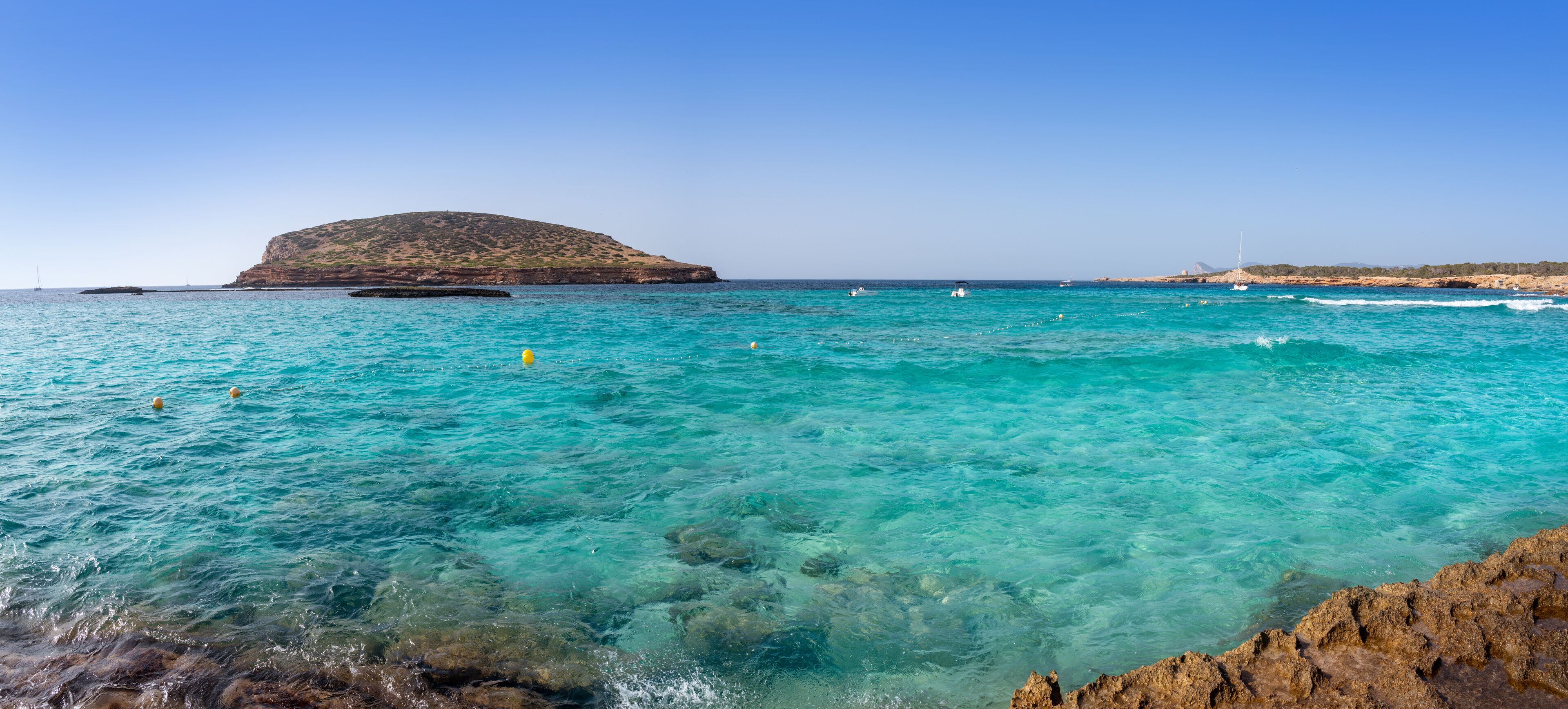 Ibiza Cala Comte conta beach Balearics